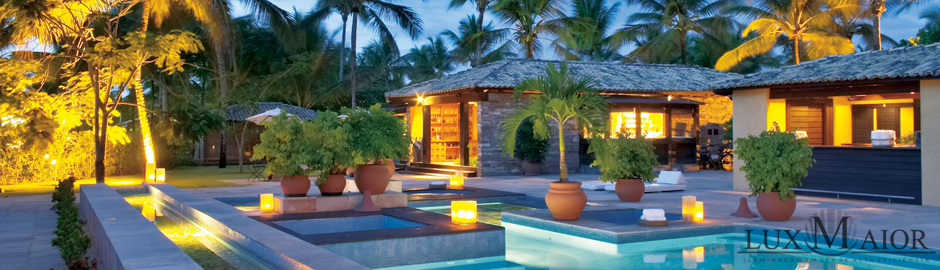 Iluminação LED Decorativa Piscina e Jardim Iluminação LED Decorativa Piscina e Jardim